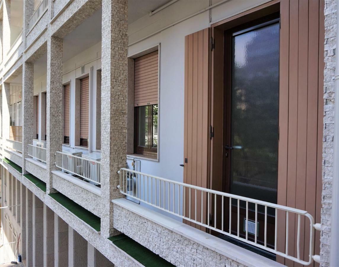 S. Ambrogio Square Milão Exterior foto
